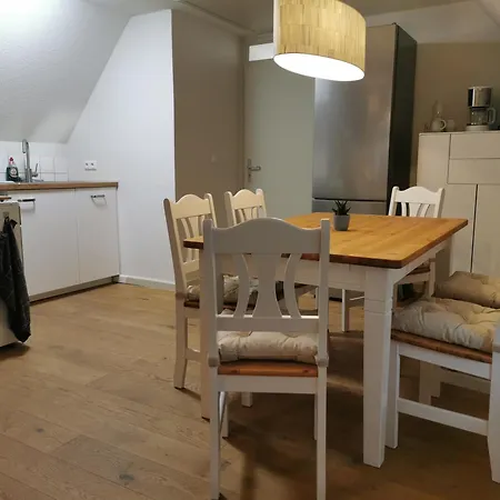 Idyllischer Erholungsurlaub Im Historischen Auf Der Prinzeninsel Plön